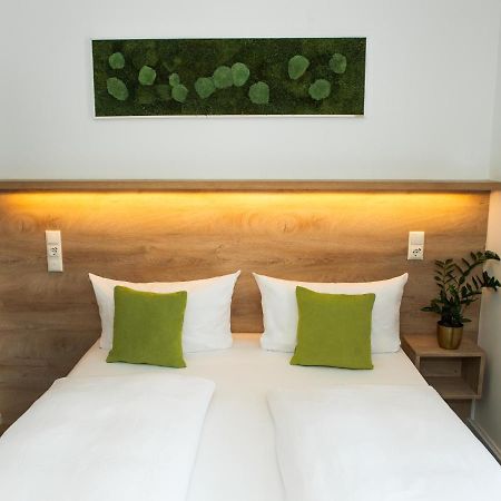Hotel Perlach Allee By Blattl Munich Exterior photo